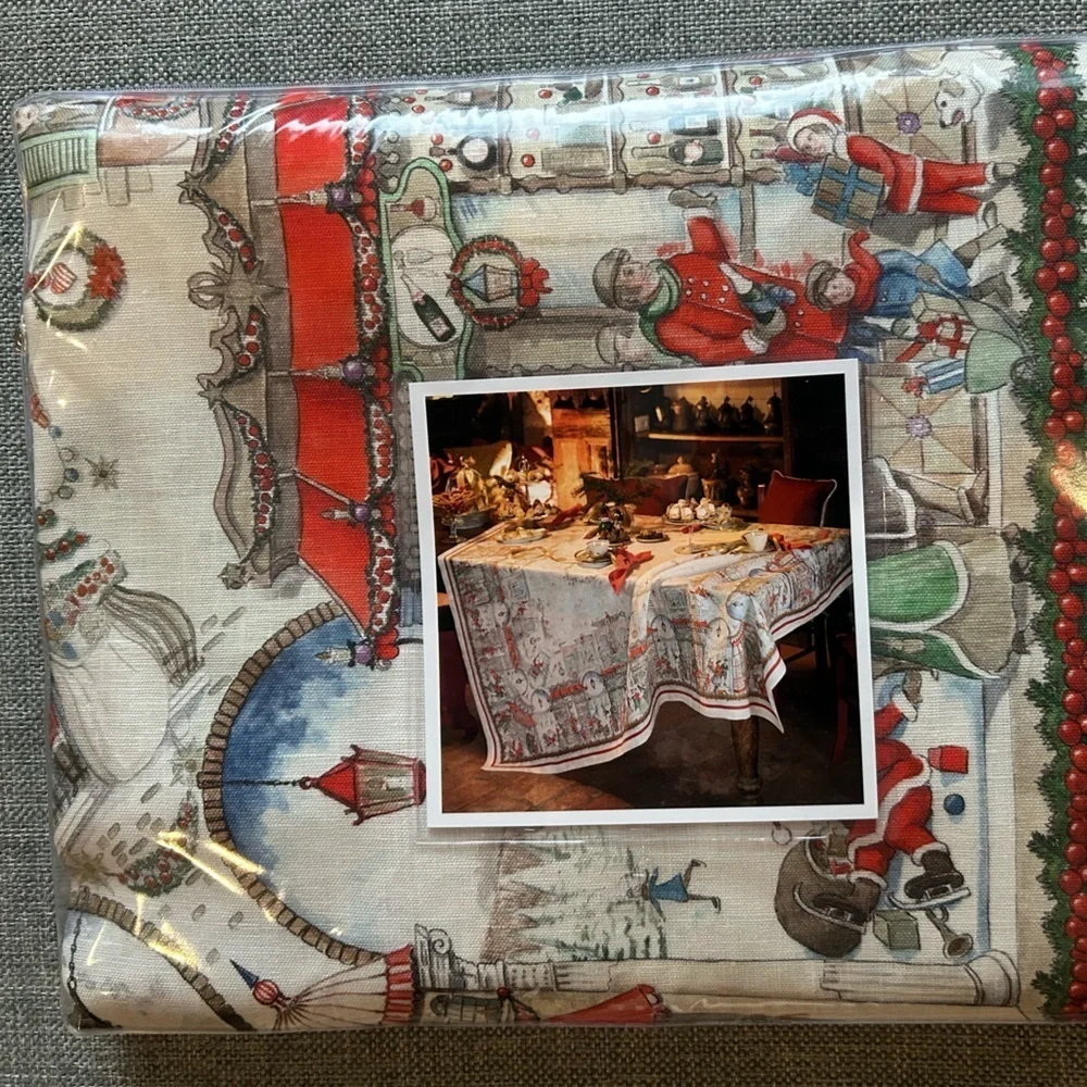 Tessitura Toscana Telerie Firenze 67”x 67” Italian Linen Christmas Tablecloth